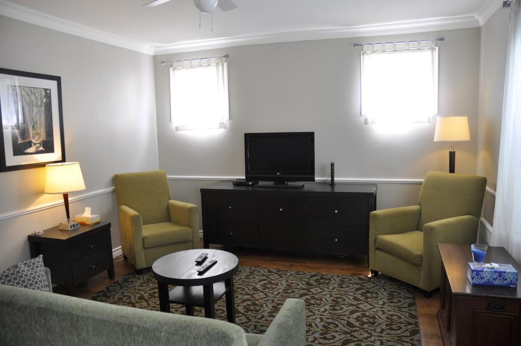 Moncton Suites - Apartments Across Georges Dumont Extérieur photo