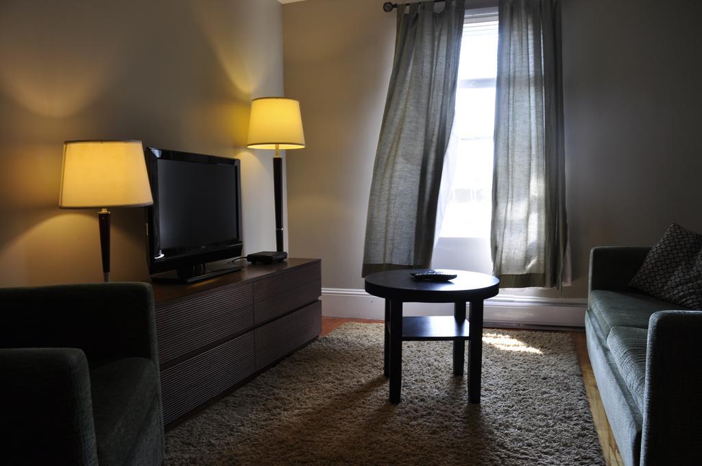 Moncton Suites - Apartments Across Georges Dumont Extérieur photo