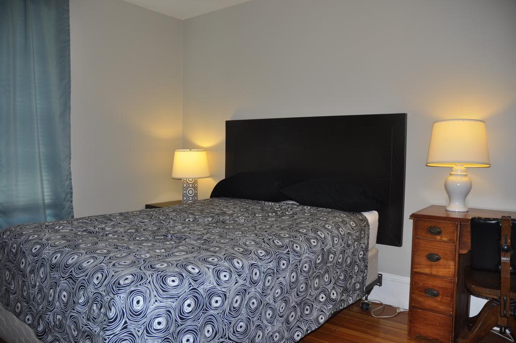 Moncton Suites - Apartments Across Georges Dumont Extérieur photo