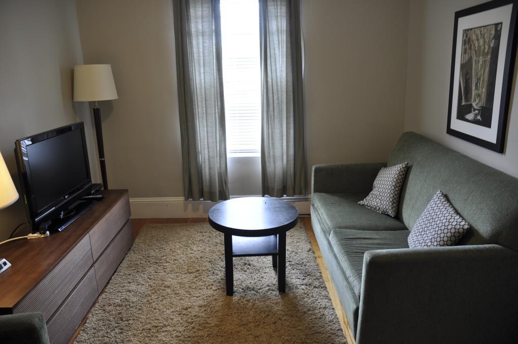 Moncton Suites - Apartments Across Georges Dumont Extérieur photo