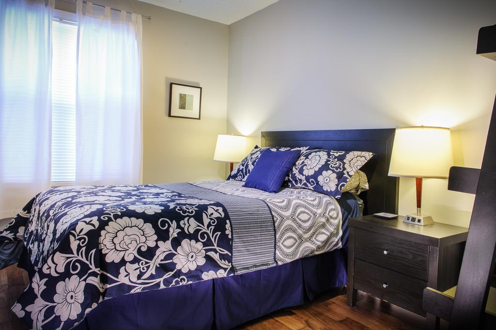 Moncton Suites - Apartments Across Georges Dumont Extérieur photo