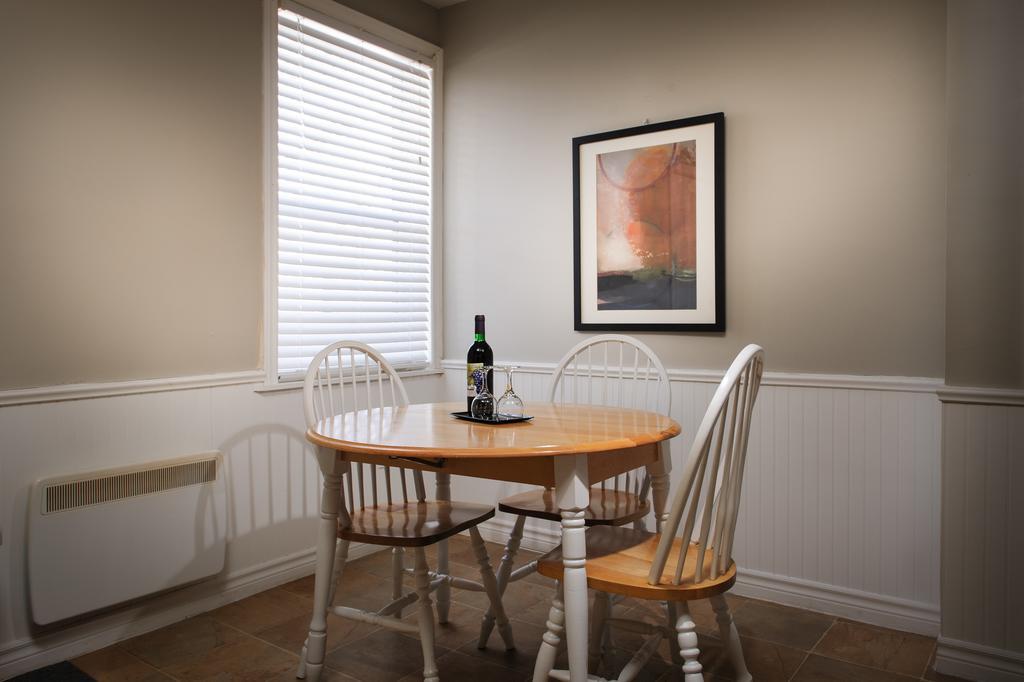Moncton Suites - Apartments Across Georges Dumont Extérieur photo