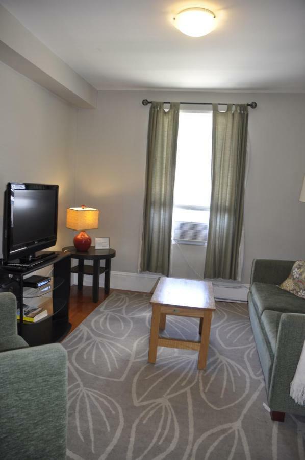 Moncton Suites - Apartments Across Georges Dumont Extérieur photo